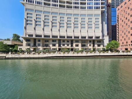 Chicago River Architecture Tour