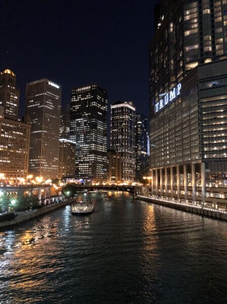 Night cruise on Chicago River