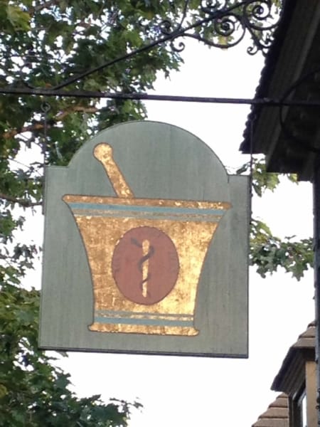 Colonial Williamsburg with Kids Trade Shops