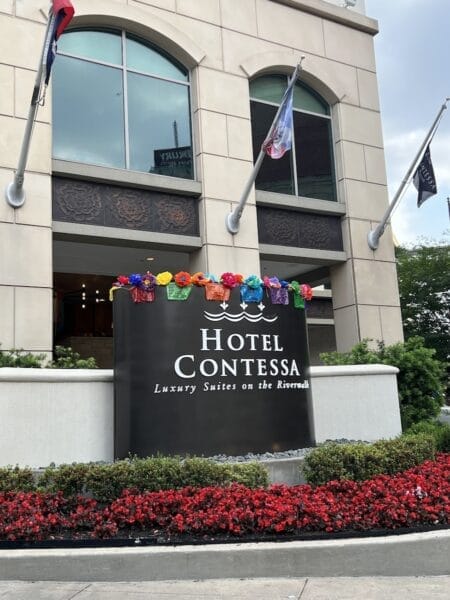 Hotel Contessa exterior