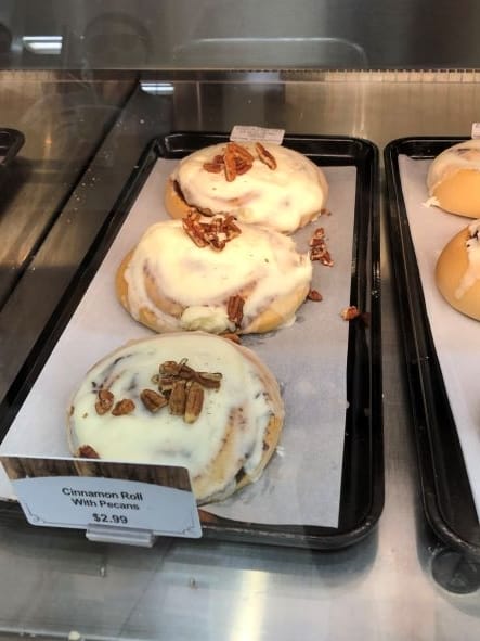 cinnamon roll snacks at Buc-ee's