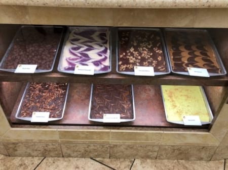 Buc-ee's fudge trays