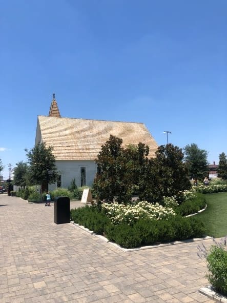 white houses serving as Shopping in Waco