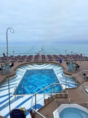 HAL outdoor deck pool