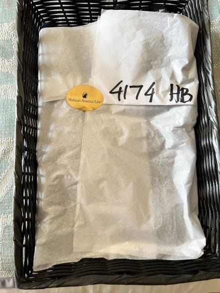 Holland America Laundry service