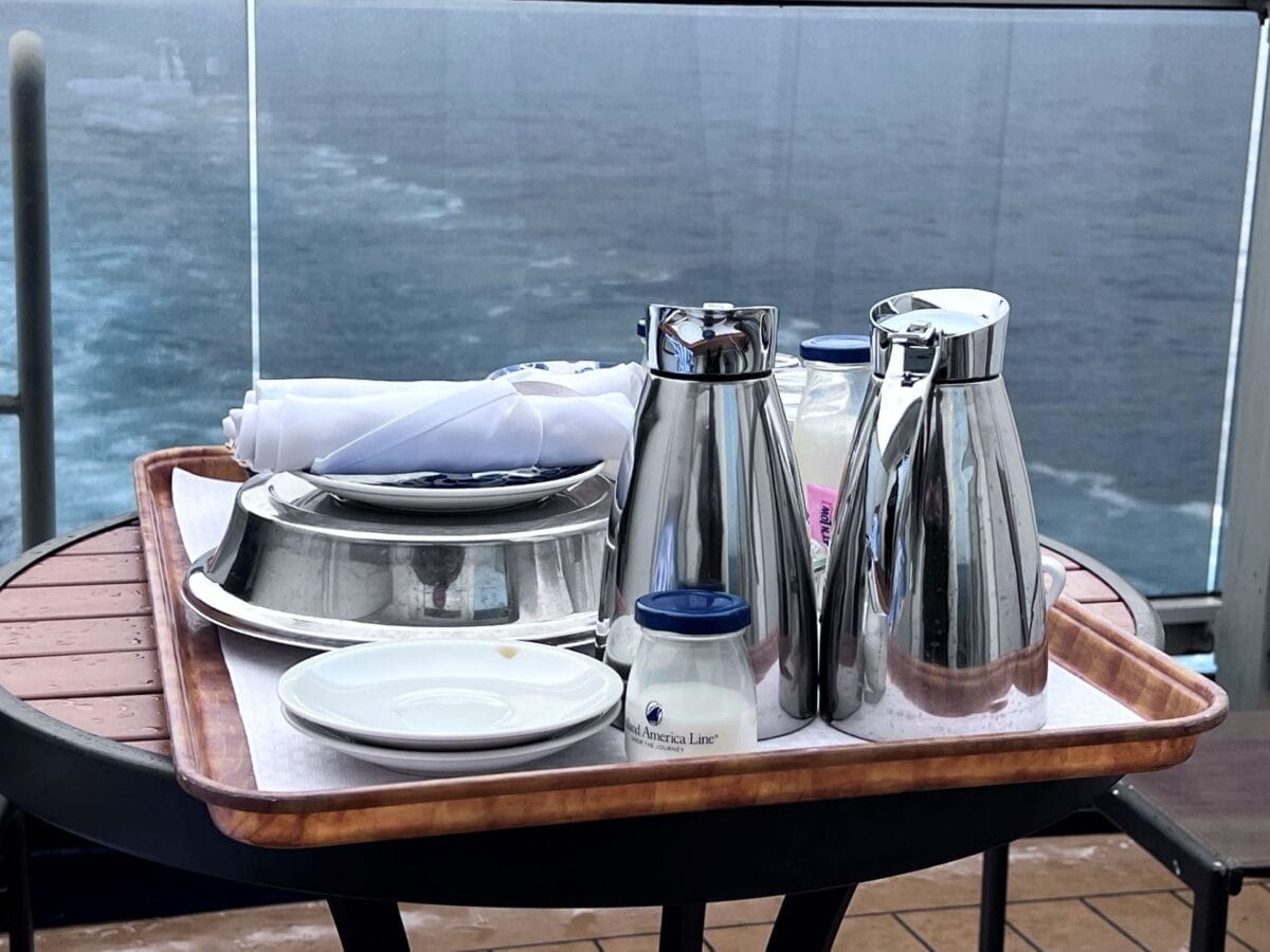 ms Westerdam room service on the outdoor deck