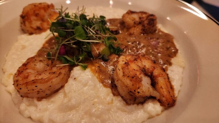 Merchants shrimp and grits