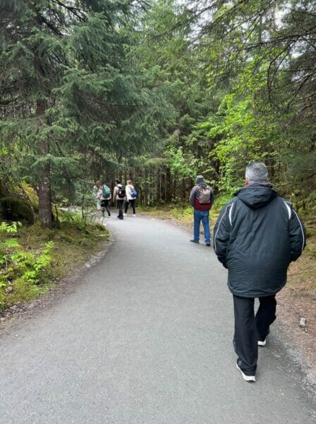 trails to Nugget Falls