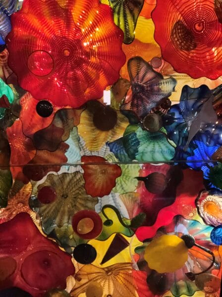 Dale Chihuly's ceiling