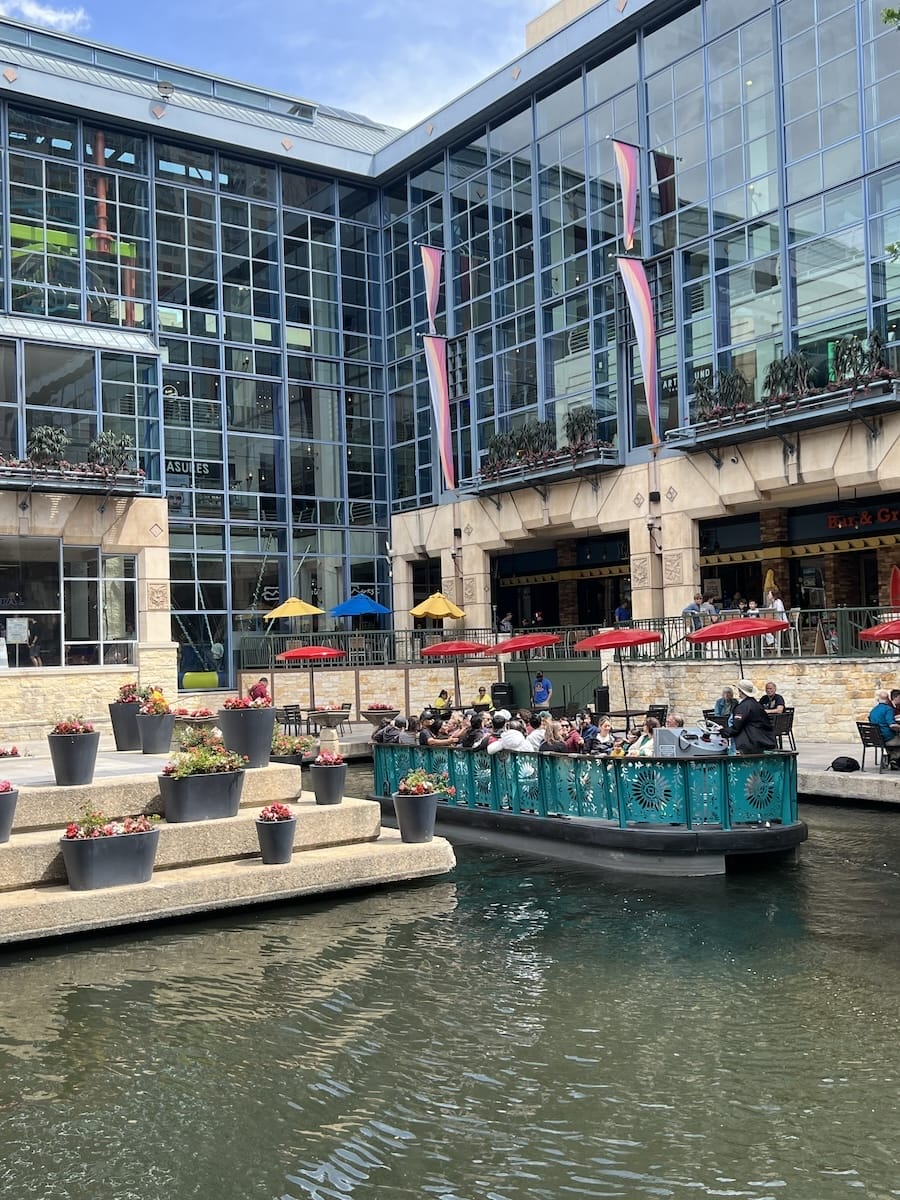Go Rio barge on San Antonio River