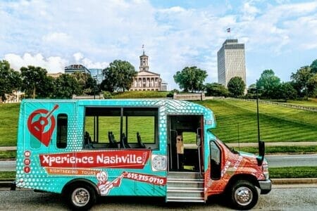 Private bus tour in Nashville