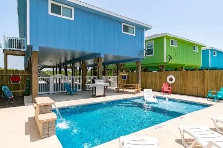 Blue Anchor house with pool