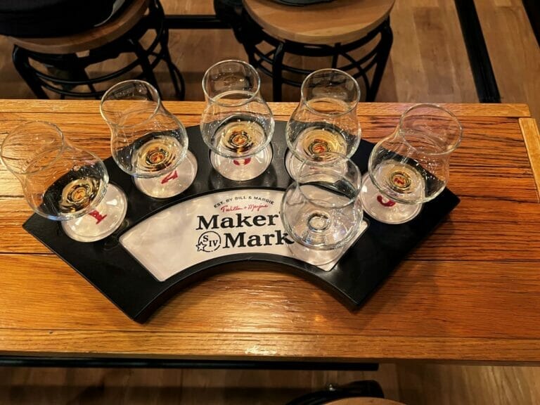 bourbon tasting glasses kentucky bourbon trail 3 day itinerary