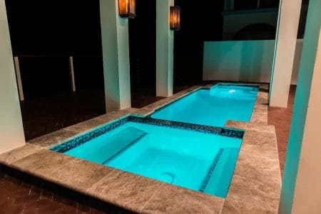 Port Aransas pool and hot tub