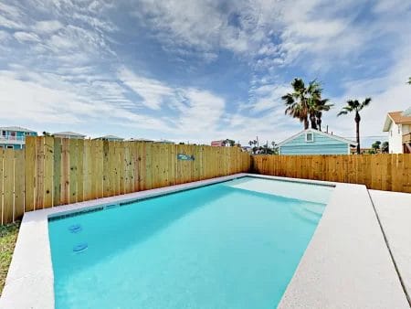 Single story Port Aransas house pool
