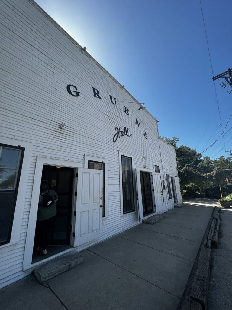 things to do in Gruene, Tx - Gruene dancehall