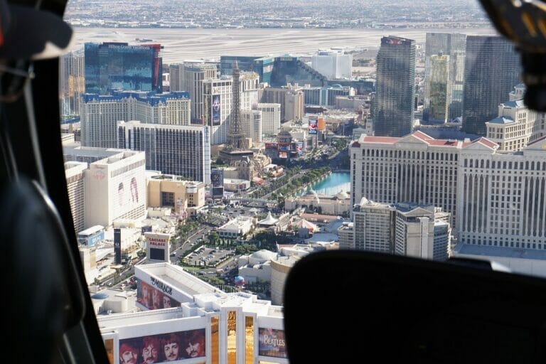 helicopter tour Vegas girls trip