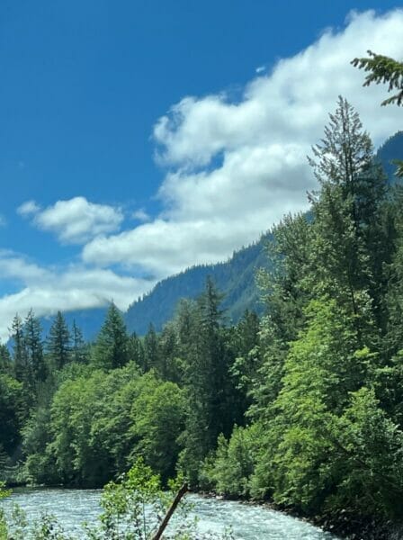 Cascade Mountain on the way to Leavenworth