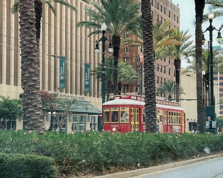 NOLA street car