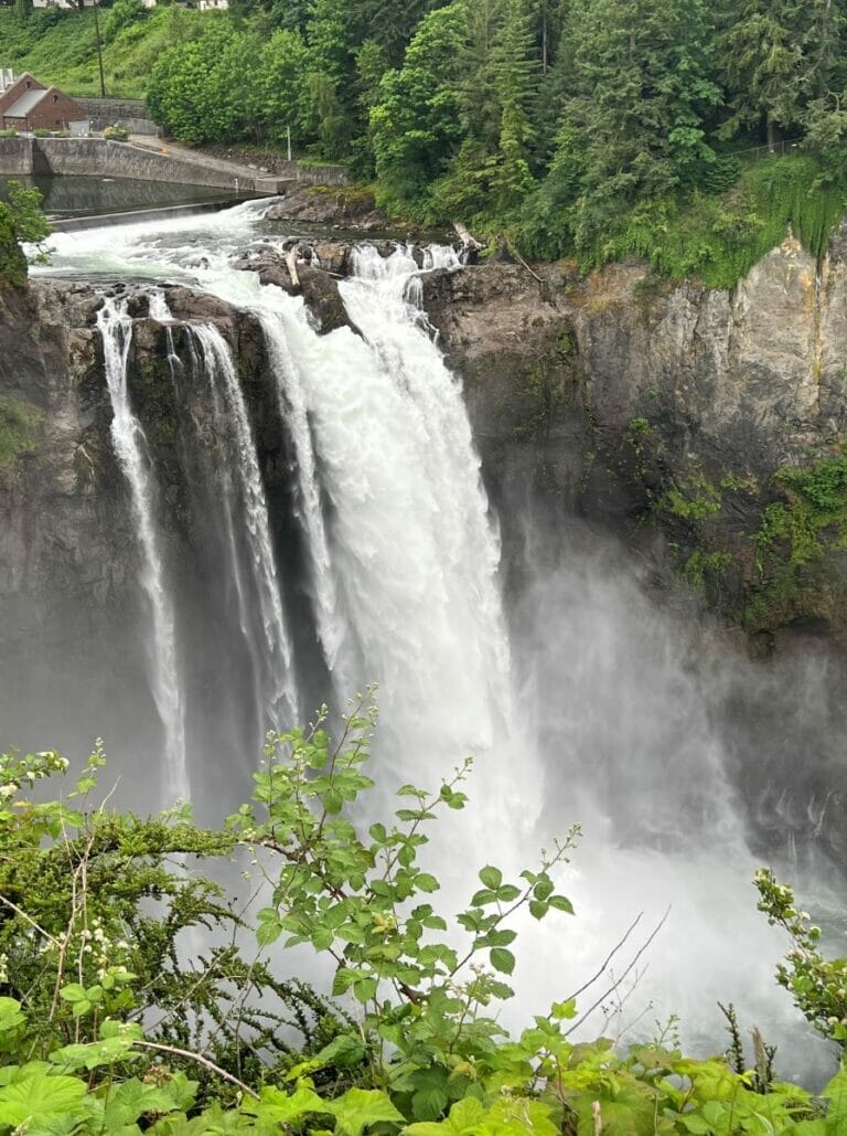 Snoqualmie falls in Washington