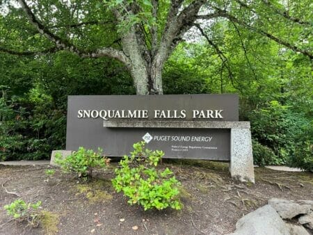 Snoqualmie Falls Park sign
