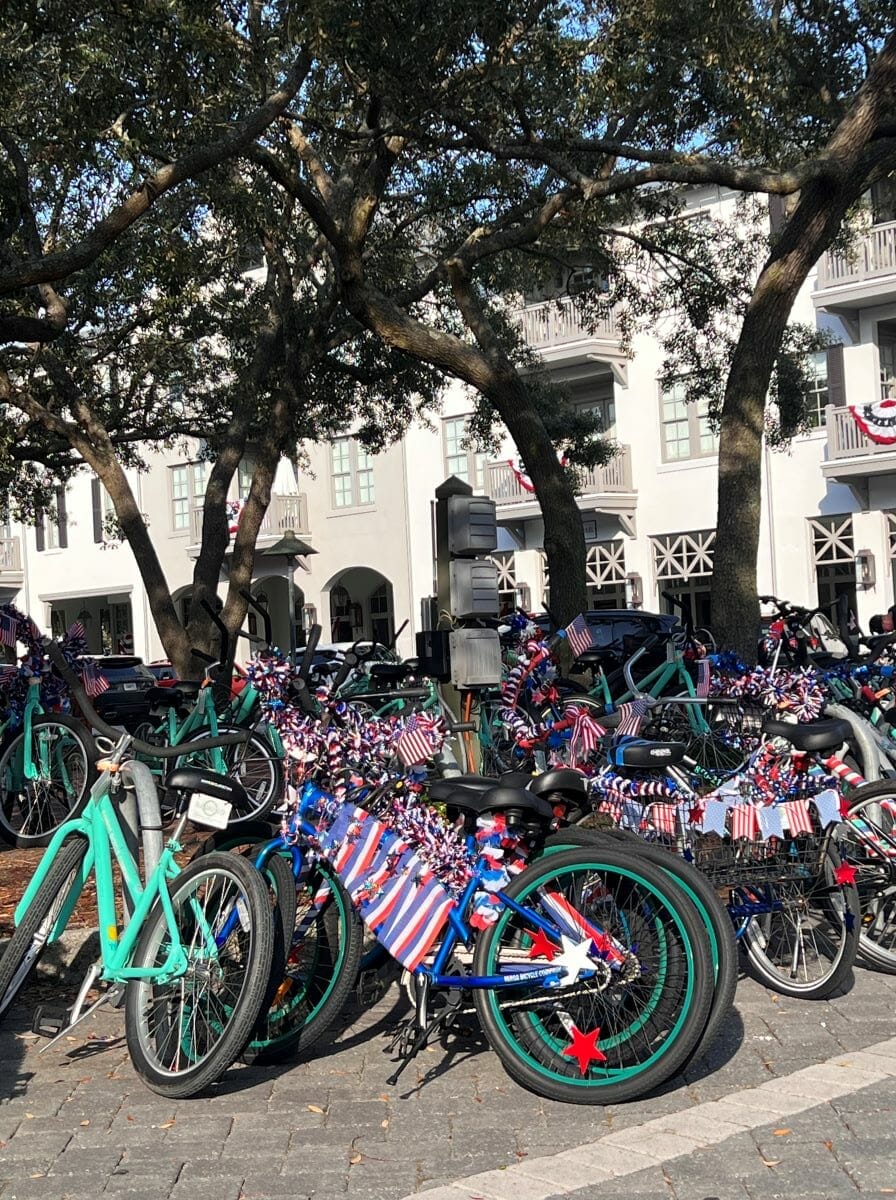 Rent bikes in Barrett Square