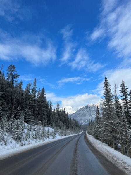drive to Banff in winter