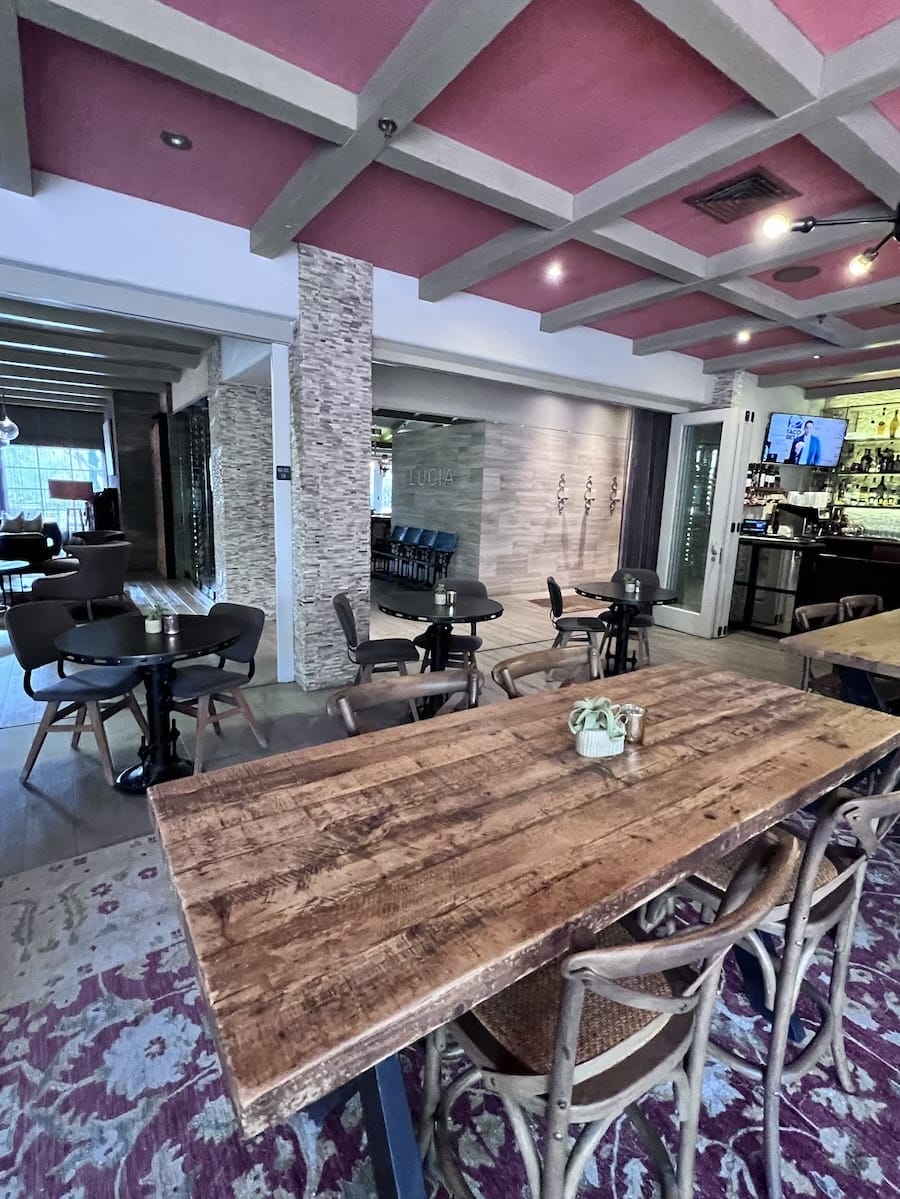 Bernardus Lodge & Spa bar area
