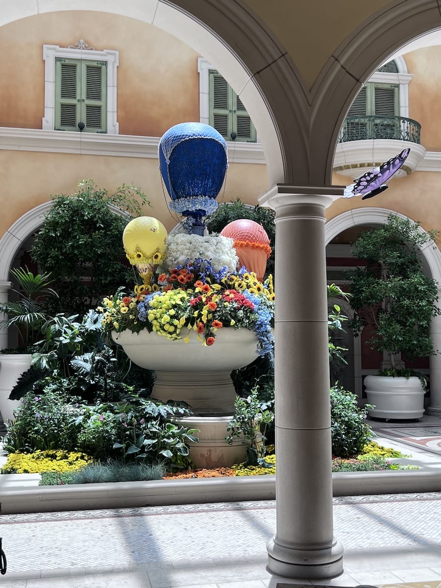 Bellagio hotel & casino lobby
