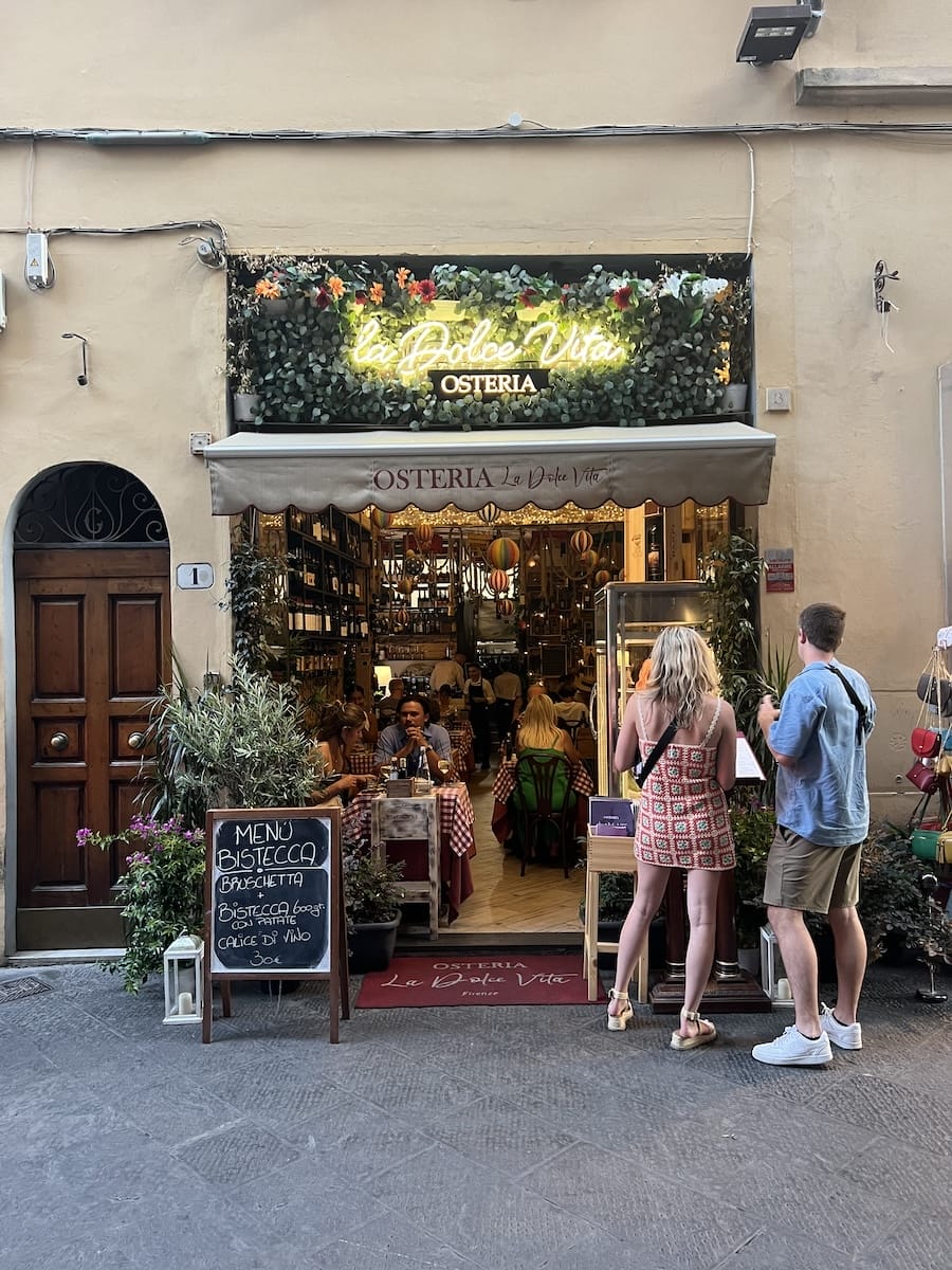 Osteria La Dolce Vita exterior