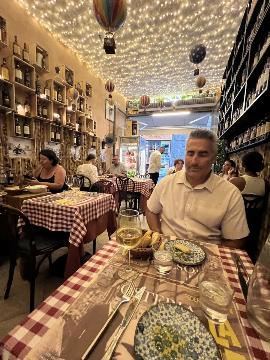 Osteria La Dolce Vita interior