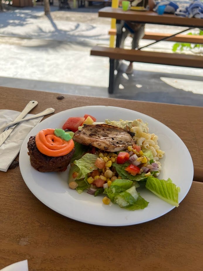 picnic plate on Half Moon Cay