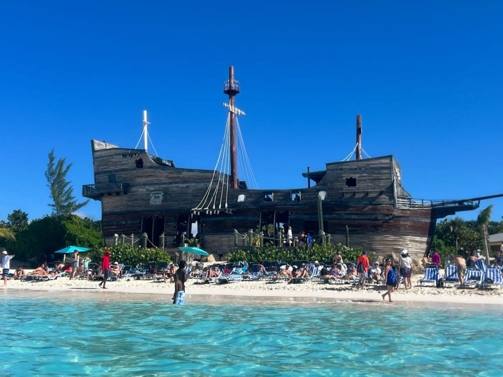 pirate ship bar