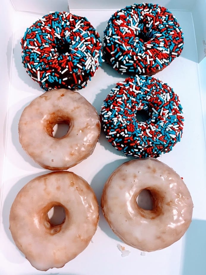 4th of July donuts