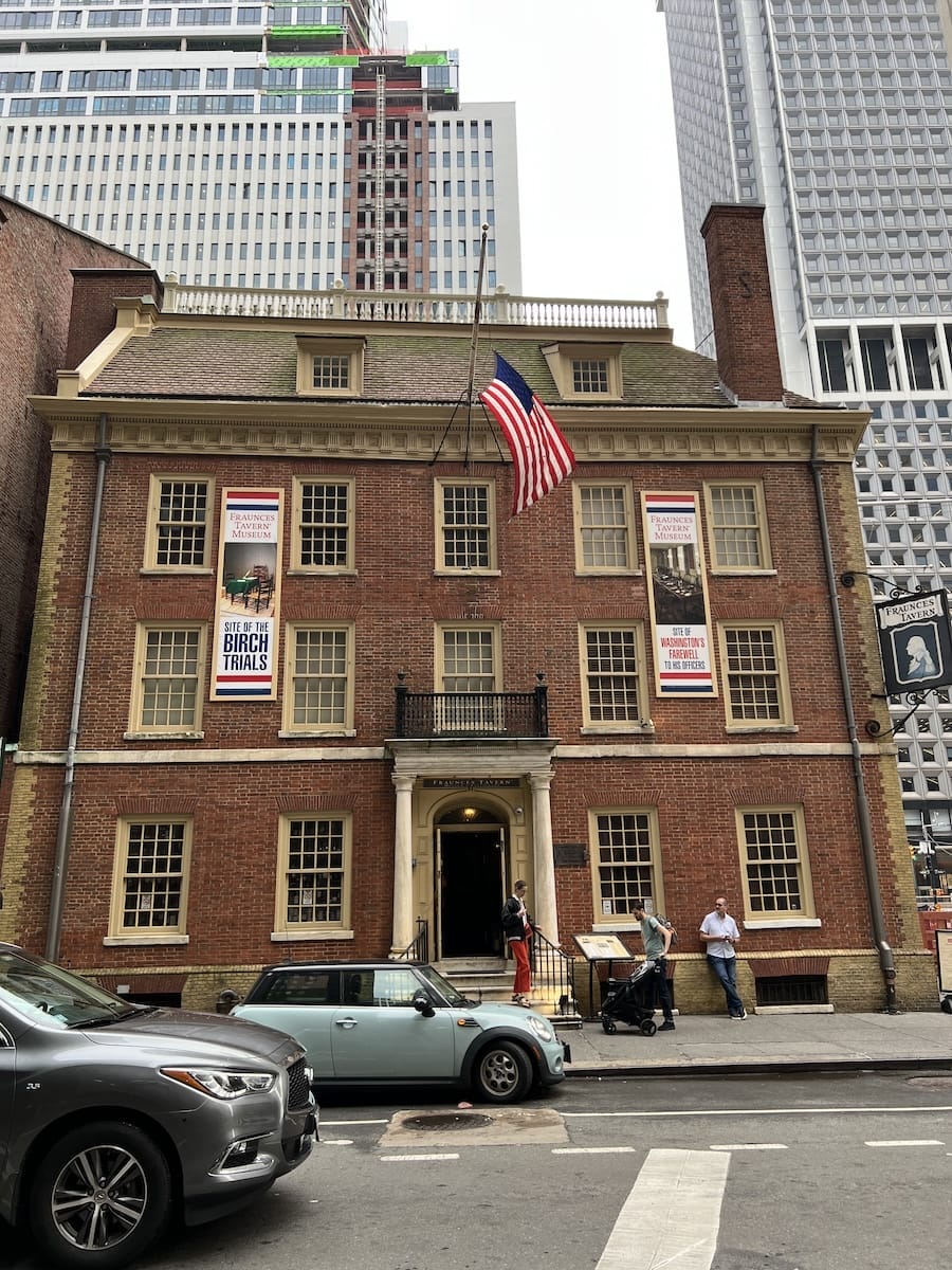 Fraunces Tavern exterior