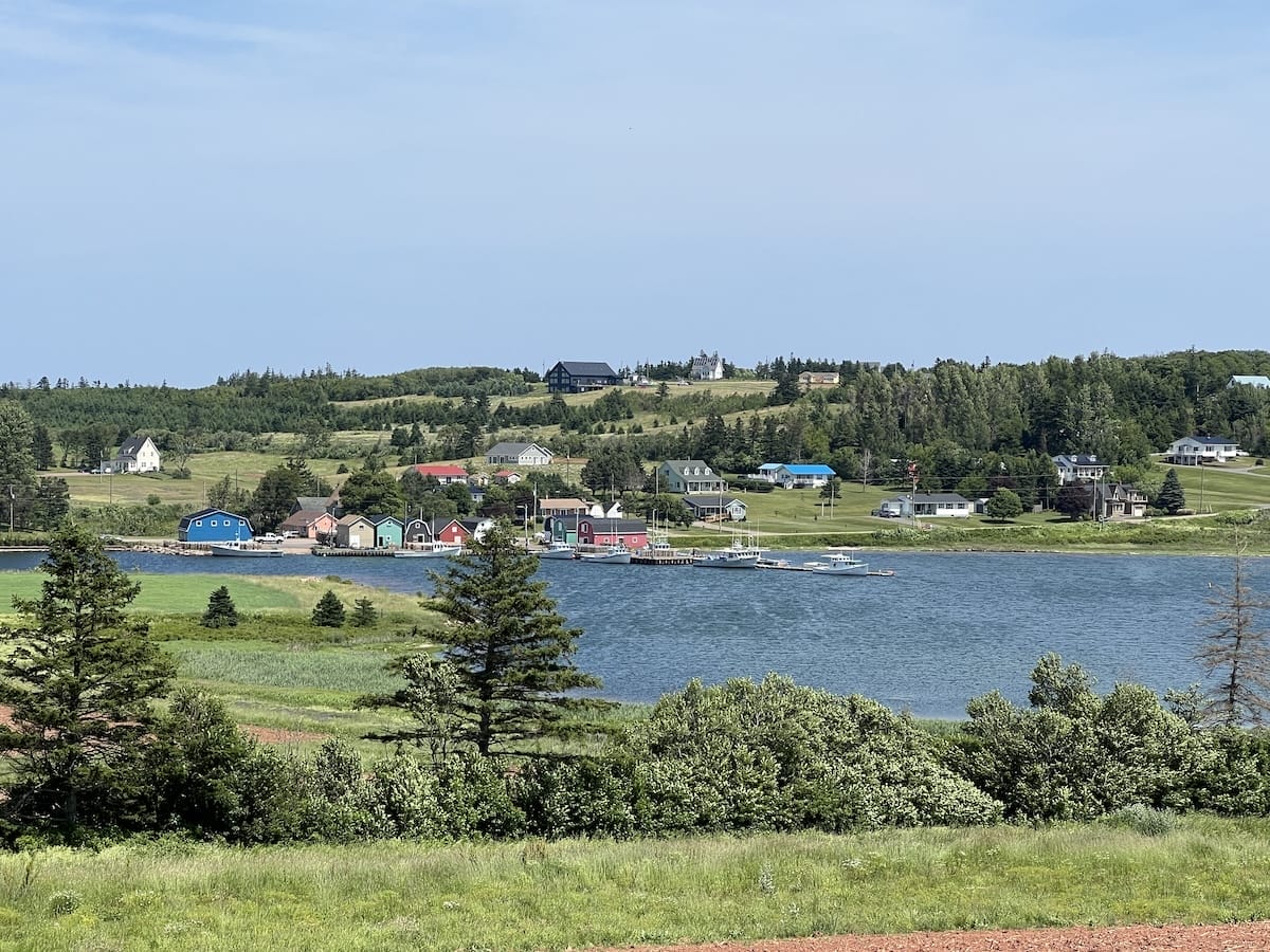 French River town