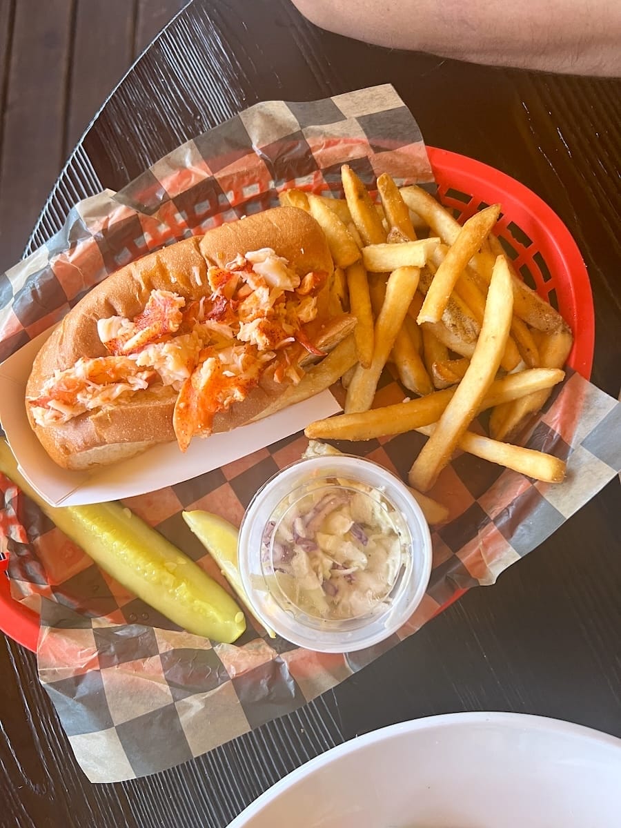 lobster roll