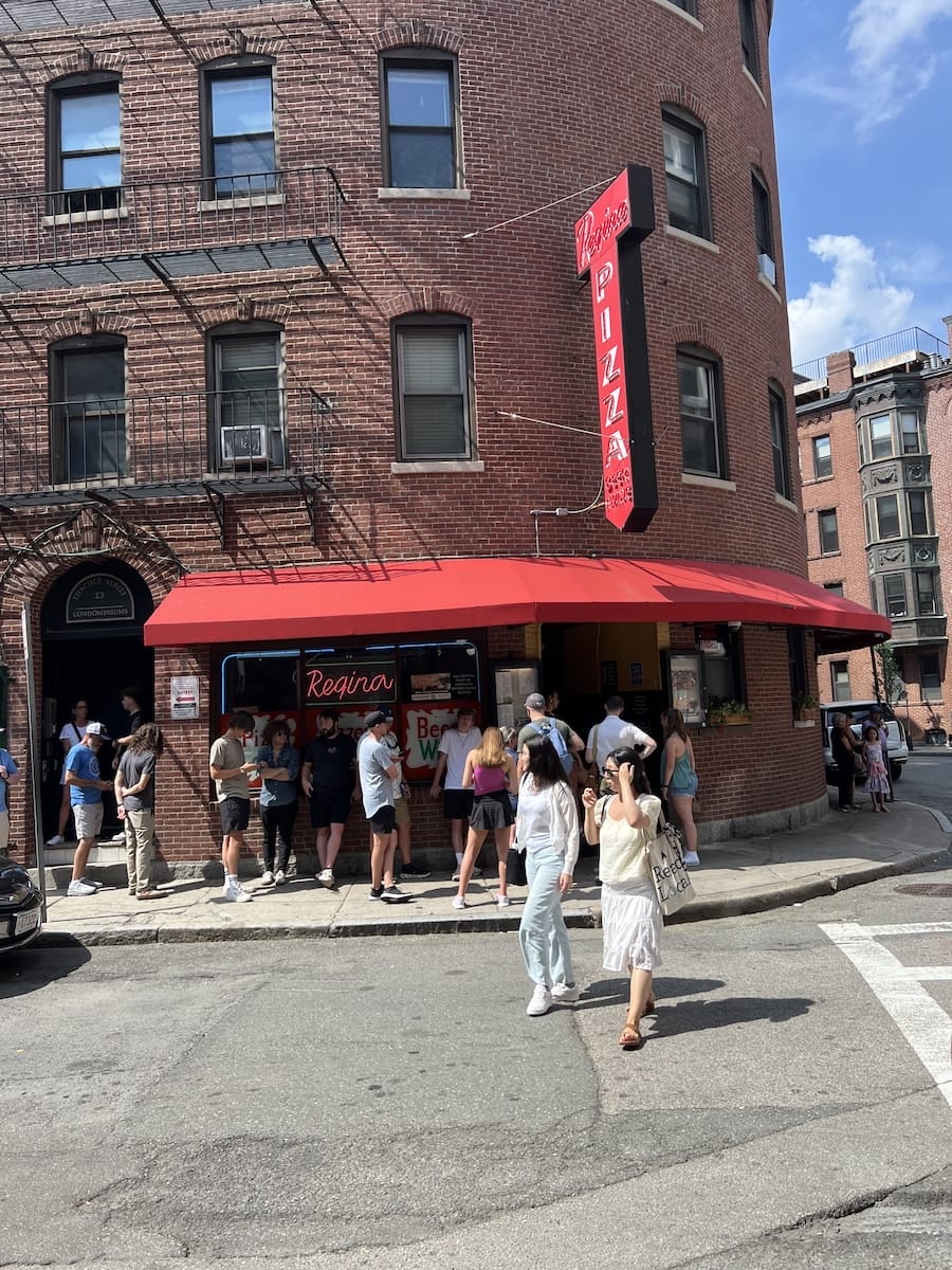 Regina Pizzeria