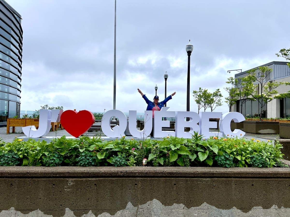 I Love Quebec sign