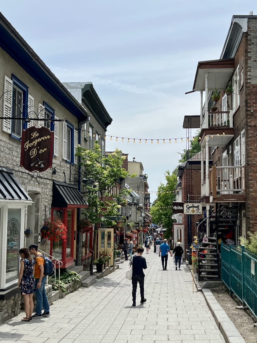 Quebce City walkway