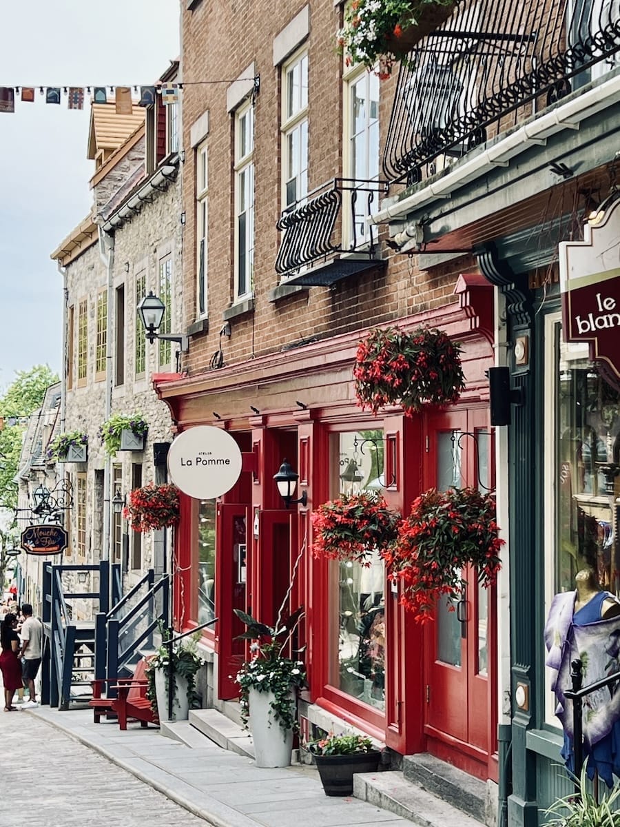 Shops in Quebec