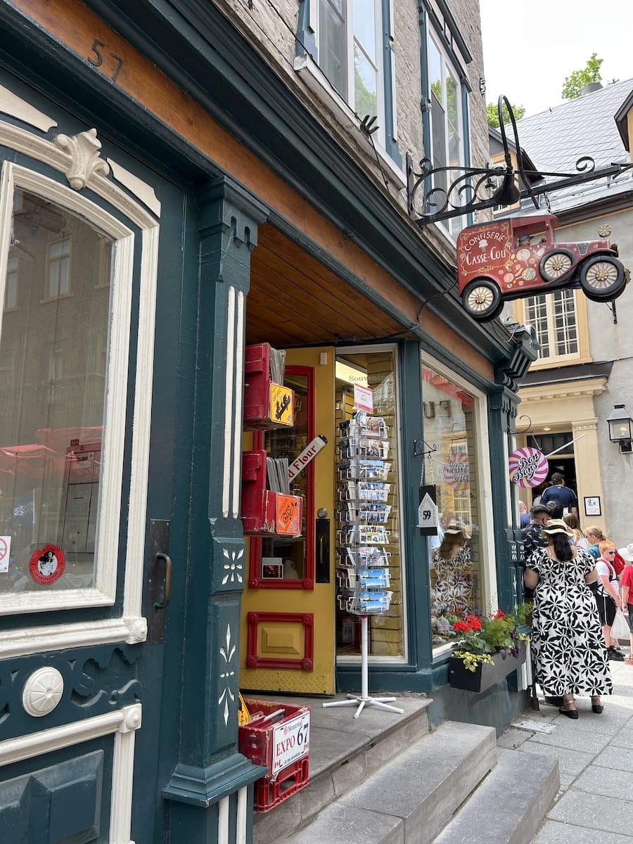 Shops in Quebec