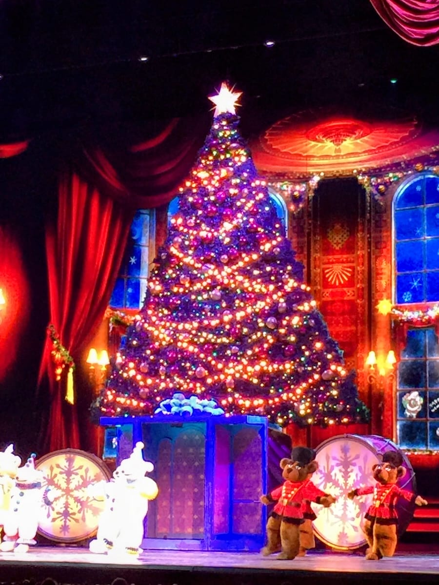 Rockettes Christmas tree