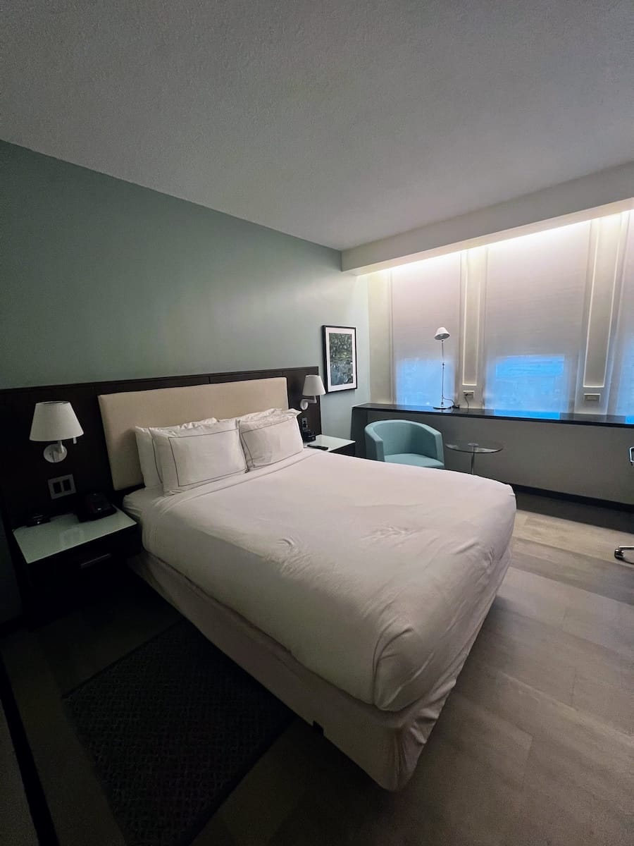 DoubleTree hotel room