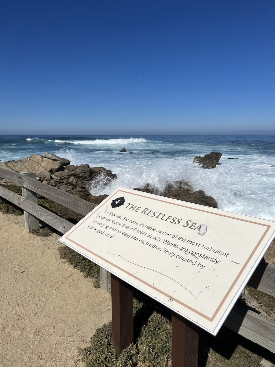 17 mile drive sign