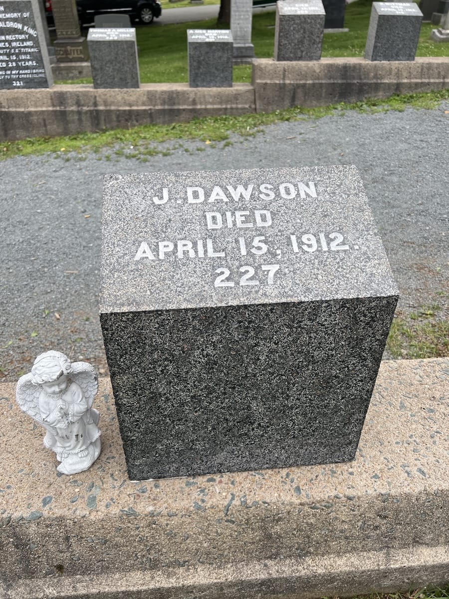 Titanic grave stone